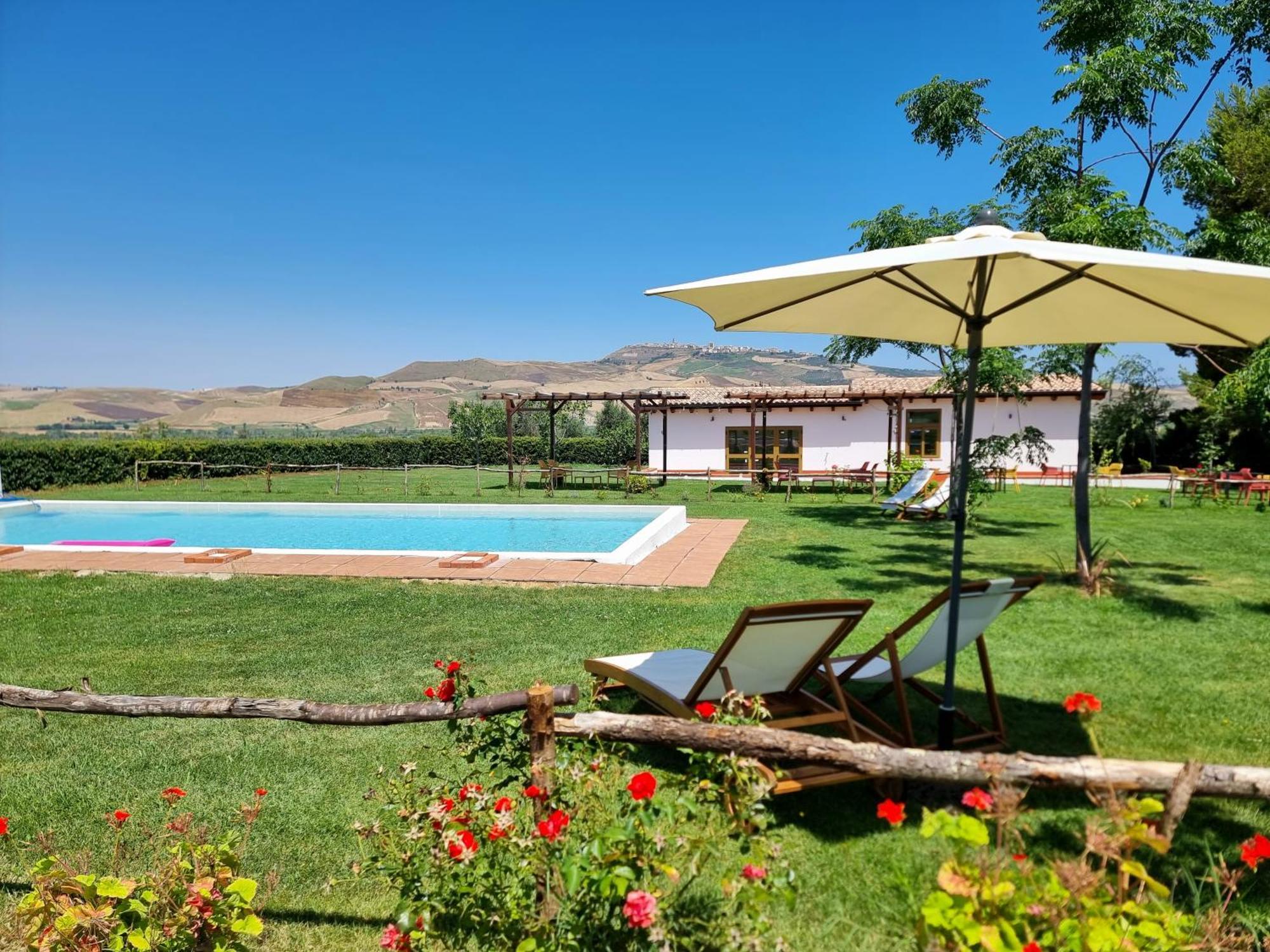 Agriturismo Essentia Dimora Rurale Larino Екстериор снимка
